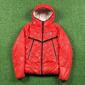 Y2K Nike red zip up hooded puffer jacket